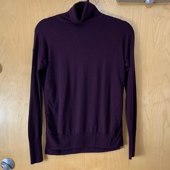 Aritzia Babaton Wool Purple Turtleneck Sweater - Picture 3 of 12